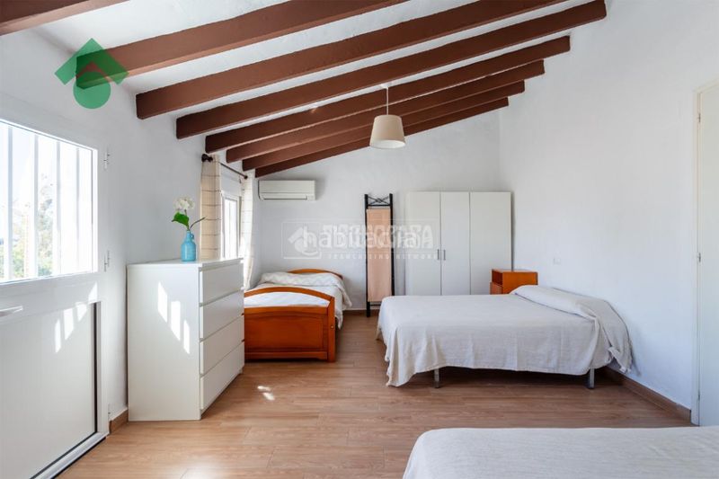 Foto b23b6745-1c8b-42f6-9109-715af187bd51. Casa a Almayate Bajo