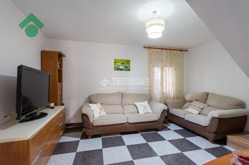 Foto c7078988-743d-4e4d-ae7b-6d626580ace7. Casa a Almayate Bajo