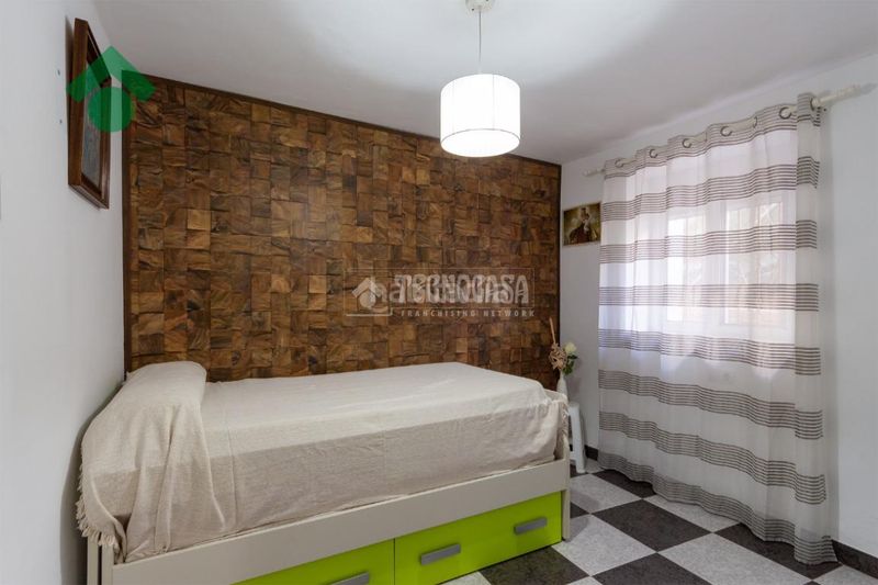 Foto fc5f420c-1256-4c3d-b809-57a1379ccbd1. Casa a Almayate Bajo