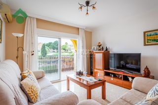 Pis a Viña Málaga. Piso en venta en torre del mar