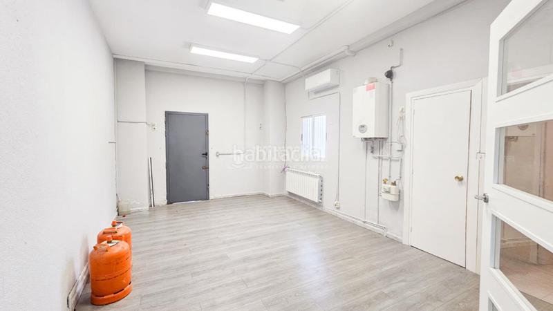 Foto 2a8784c4-67c5-4627-ba22-81d78bc21cfe. Local comercial  en venta en El Naranjo Fuenlabrada