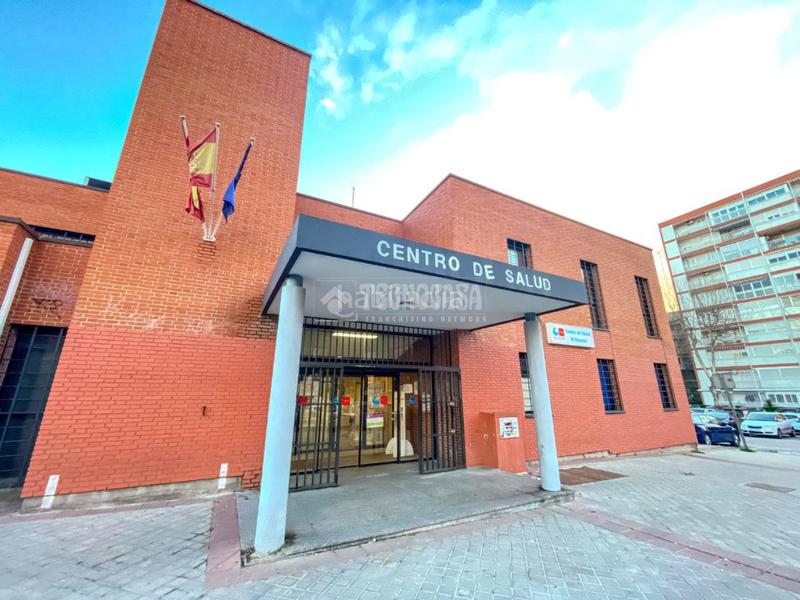 Foto c2542a39-081b-4471-b0d6-82d304c2dc5c. Local comercial  en venta en El Naranjo Fuenlabrada
