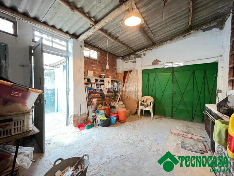 Foto 2c773237-4073-4483-bcbc-b650966cf40d. Casa bifamiliare con parcheggio in Mata (La)