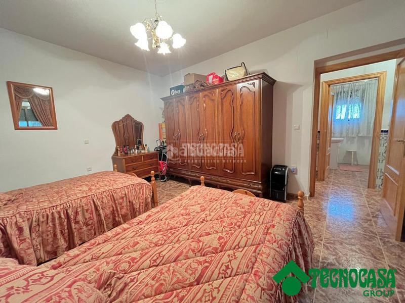 Foto b5bc2b61-e2e2-47b4-bd17-24aca485d917. Casa bifamiliare con parcheggio in Mata (La)