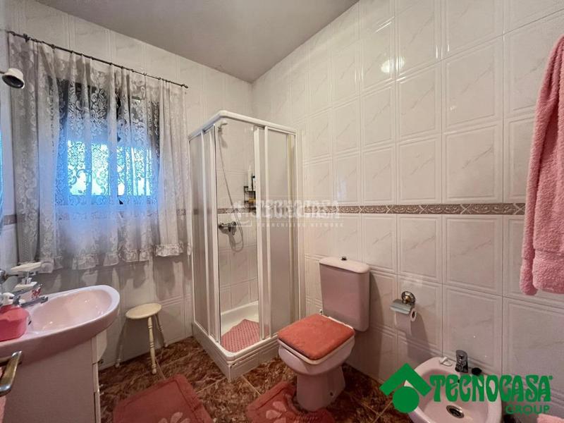 Foto cf72c828-8f45-4c5c-8e00-3f9e2256b553. Casa bifamiliare con parcheggio in Mata (La)