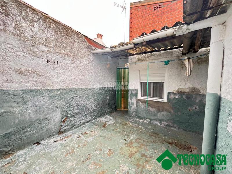 Foto f488eb72-3b47-49d3-8dab-84be4a724338. Casa bifamiliare con parcheggio in Mata (La)