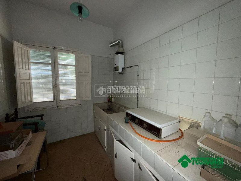Foto 4939ba5b-5a32-4ede-a291-ce09dc16f72e. Casa aparellada amb calefacció a Erustes