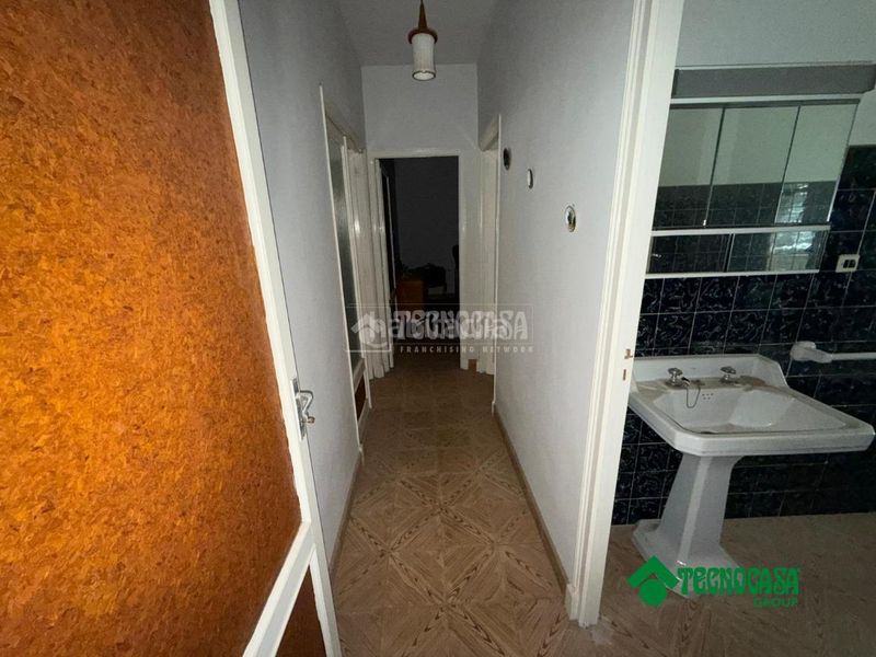 Foto 85c1f8db-a209-4ff9-bea2-217005bf3269. Casa aparellada amb calefacció a Erustes