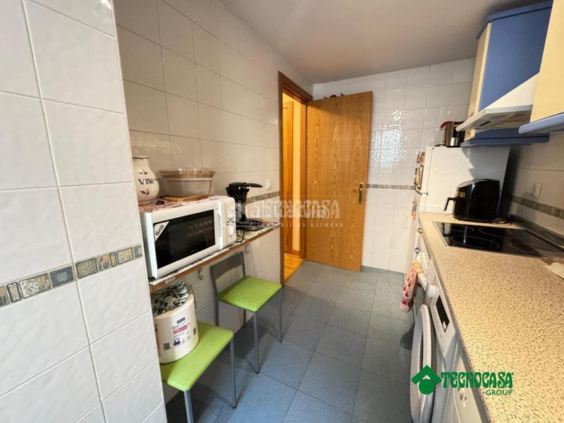 Foto 1e00b06b-9d58-47b1-931c-ce92a1137b1e. Pis amb aparcament piscina a Gerindote
