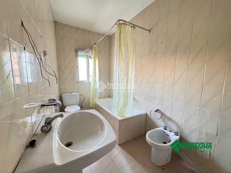 Foto 51f68b8f-8855-4640-a549-d18d5f476739. Casa a Alcabón