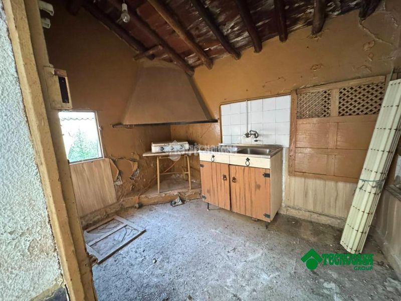 Foto a9f95fbd-0e8a-4264-9c84-a1162856eddd. Casa a Alcabón