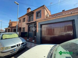 Casa aparellada a Gerindote. Casa en venta en gerindote