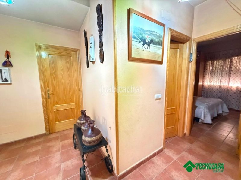 Foto 462db7d0-c83e-4362-a190-96821d9301af. Casa aparellada a Erustes
