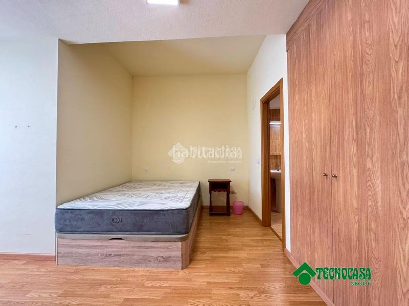Foto 969b874f-449e-4b5c-92bc-66c214dff0ad. Pis amb aparcament a Gerindote