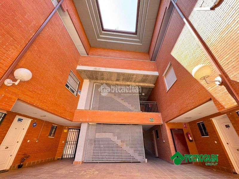 Foto b8b6240d-be7c-476c-89fd-6f511c38aa38. Pis amb aparcament a Gerindote