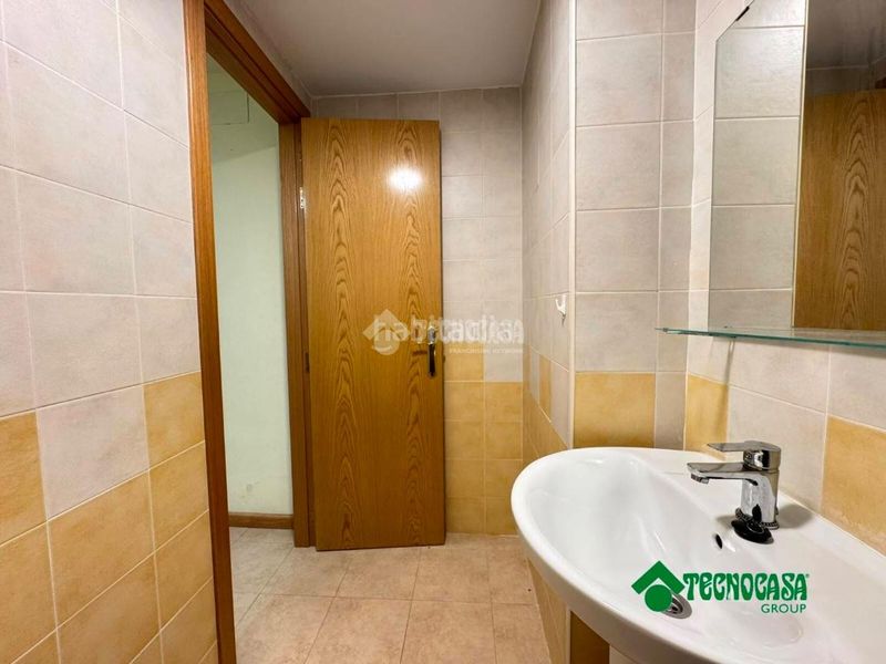 Foto cb4e52a2-c668-4880-83aa-4040273ea466. Pis amb aparcament a Gerindote