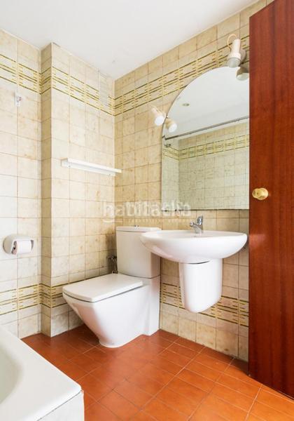 Foto dd2c89eb-afe9-414d-8320-fc00d46bdbdd. Etagenwohnung mit heizung parking in Doctor Cerrada Zaragoza