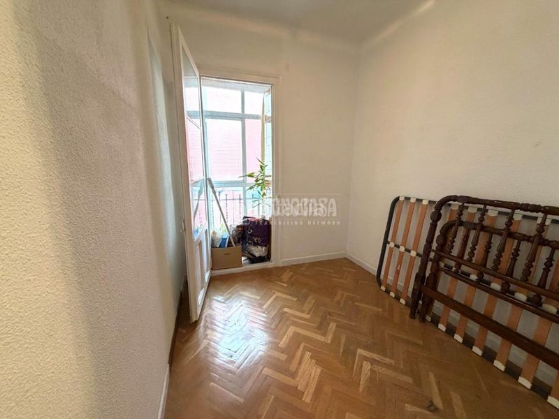 Foto df513942-06b6-4e44-82dd-c2aa45d316db. Pis amb calefacció a Doctor Cerrada Zaragoza