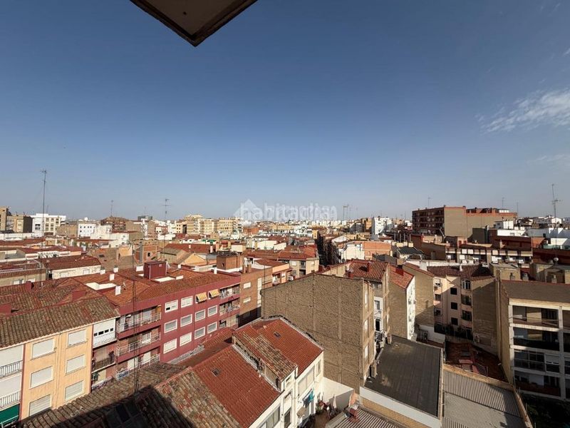 Foto 69ae02f5-8915-45f3-8bc3-4c58bff25591. Piso  en venta en Universidad San Francisco Zaragoza