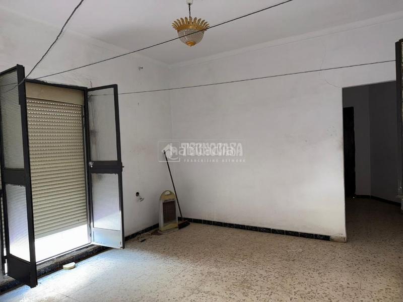Foto 99d2cd42-45a3-43ff-a66d-24ab42311cb8. Casa pareada casa en venta en la algaba en Algaba (La)
