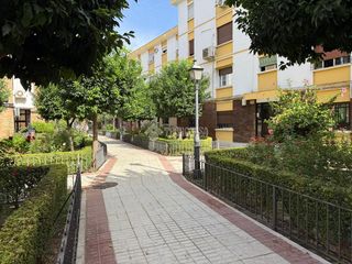Flat in San Jerónimo - La Bachillera. Piso en venta en sevilla