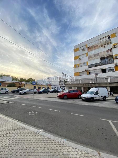 Foto e6813aba-c110-4868-a84a-01397169acdc. Local comercial a San Jerónimo - La Bachillera Sevilla