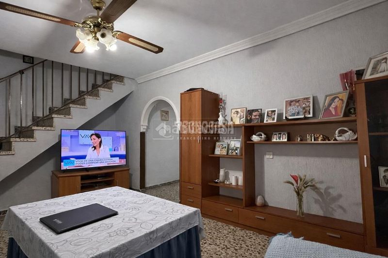 Foto 5c0ac091-8a12-48b6-bb12-84be89358443. Casa aparellada a San Jerónimo - La Bachillera Sevilla