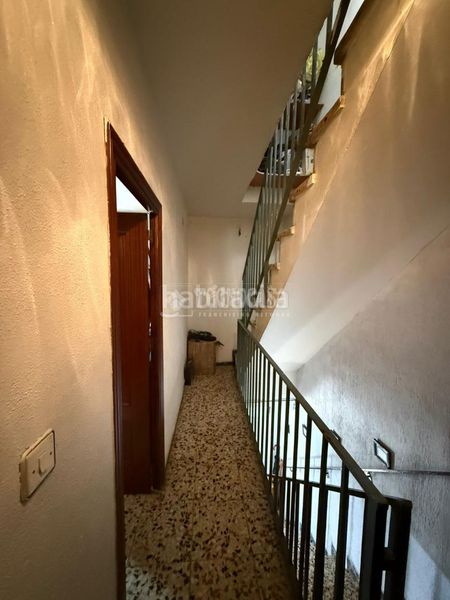 Foto 6616ebb9-408a-4f10-9350-0fdbaf9910ed. Casa aparellada a San Jerónimo - La Bachillera Sevilla