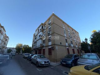 Pis a San Jerónimo - La Bachillera. Piso en venta en sevilla
