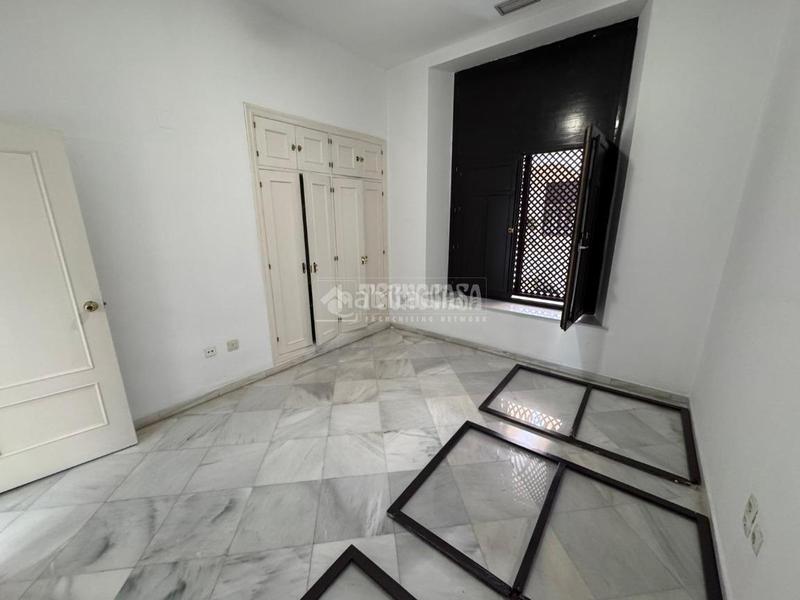 Foto 308f57d4-dbd4-4701-a7fb-f50336b995df. Pis a San Vicente Sevilla