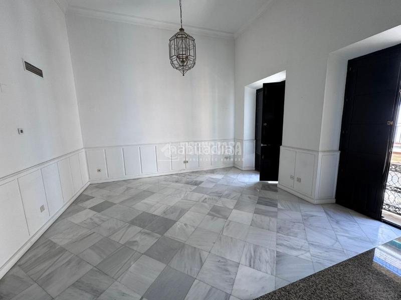 Foto 4d23f1cf-b0cc-4861-9b43-b68110eec79d. Pis a San Vicente Sevilla