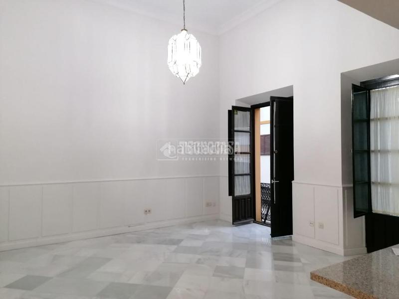 Foto 5f91e5db-abaa-4414-a7ab-b34b0cb5e749. Pis a San Vicente Sevilla