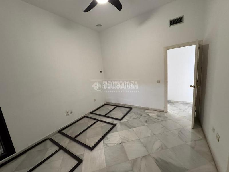 Foto 797db484-e130-4a5b-bd62-1d2dc3151317. Pis a San Vicente Sevilla