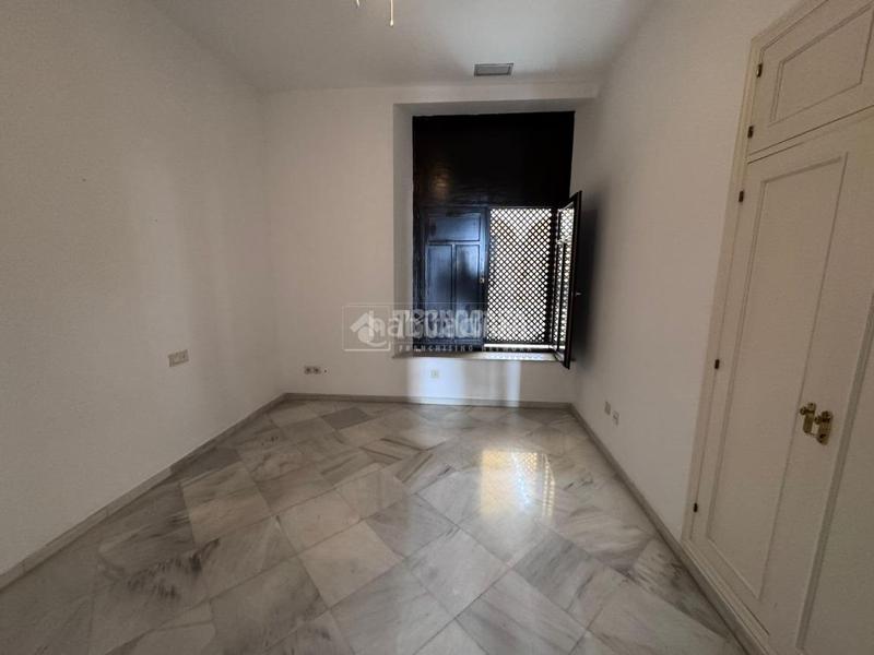 Foto 97301a05-e87d-4a4d-8d0a-b1c6a432bad2. Pis a San Vicente Sevilla