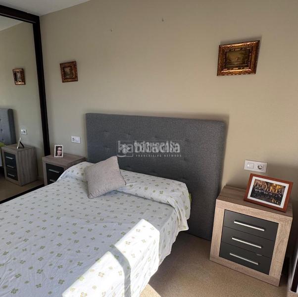 Foto 2315f166-38cc-4d01-bca2-4d642c884cbc. Piso  en venta en colores - entreparques Sevilla