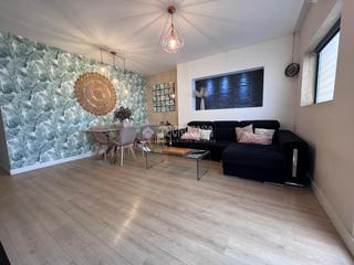 Pis a Colores -  Entreparques. Piso en venta en sevilla