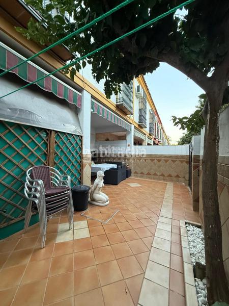 Foto 54c3a19f-f9fb-4e2d-9c1d-b6788dff93c7. Doppelhaus in colores - entreparques Sevilla