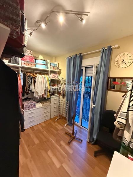 Foto 5a4a4bae-b68e-4133-8507-dfa7732d5e30. Doppelhaus in colores - entreparques Sevilla