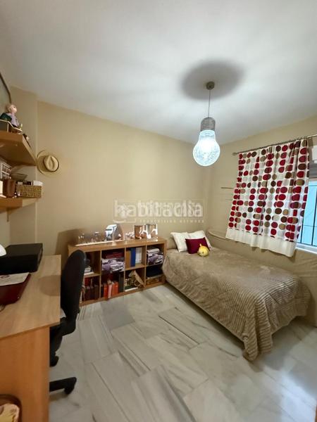 Foto a881bfc9-f257-4789-a0e5-8eec5e668666. Doppelhaus in colores - entreparques Sevilla