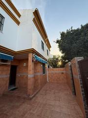 Doppelhaus in Colores -  Entreparques. Casa en venta en sevilla