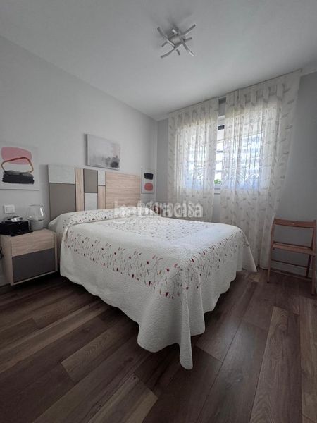 Foto 32f252c6-b91e-4e42-91d2-385b1f9155ea. Pis a colores - entreparques Sevilla