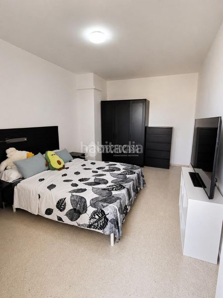 Foto 437c9ab0-f9b6-45bd-86a0-67f3a782e82c. Pis a Urbadiez - Entrepuentes Sevilla