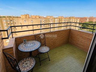 Pis a Urbadiez - Entrepuentes. Piso en venta en sevilla