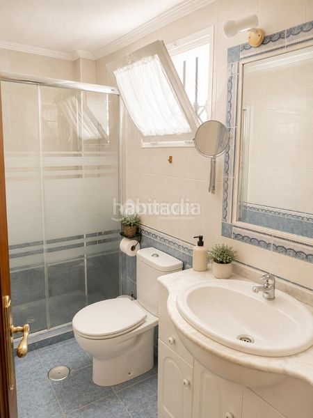 Foto f41119db-da2a-4be3-9875-9e3e6cd8d95d. Towny house in colores - entreparques Sevilla