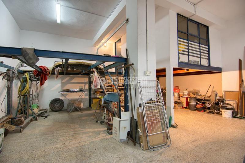 Foto 241b6a8d-d3fb-4c7b-8654-22e986bce004. Geschäftsraum in Los Castros Santander