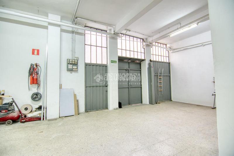 Foto 28156df4-15f5-4252-a54b-5dae199f7d93. Geschäftsraum in Los Castros Santander