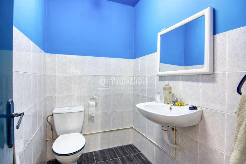 Foto 522602ce-8377-4bb6-83c2-8c58bf9c7310. Geschäftsraum in Los Castros Santander