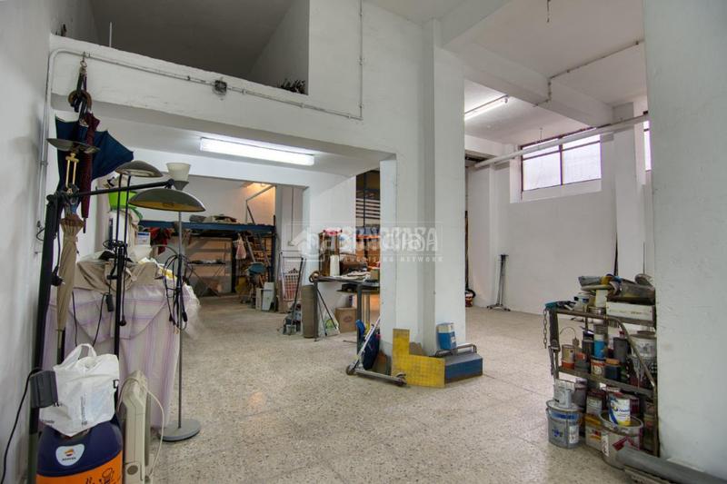 Foto 60ccdab3-a489-4cde-8609-c1029167df96. Geschäftsraum in Los Castros Santander