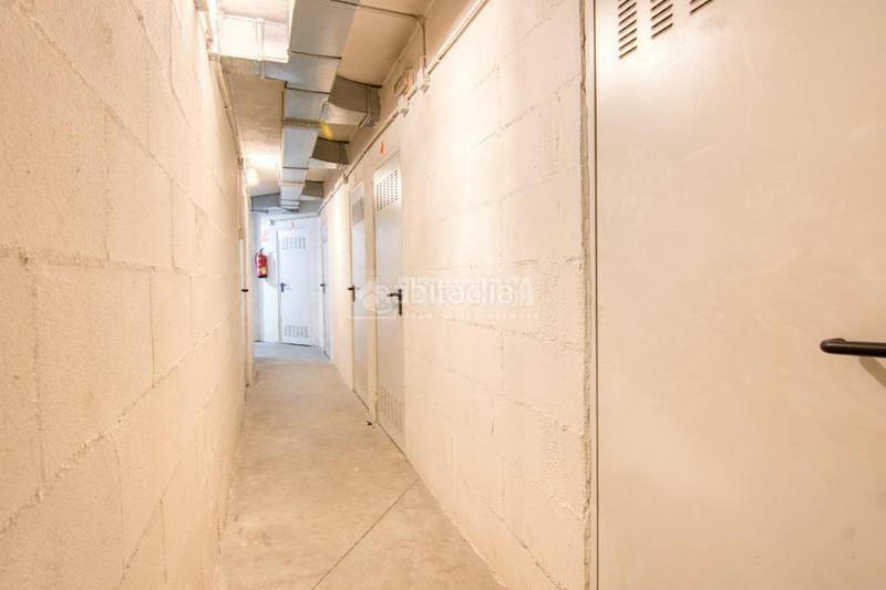 Foto 3ae2e454-3d30-4422-bc85-51cf60c2f089. Pis amb calefacció aparcament a Valdenoja Santander