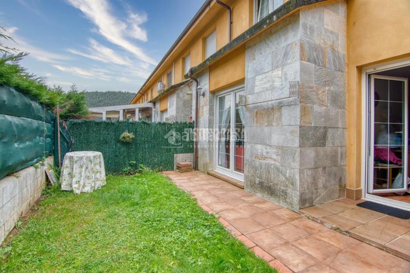 Foto 0d9a4337-d51c-4d76-9c69-7f0f2c951f64. Casa pareada casa en venta en santander en Carandía Piélagos